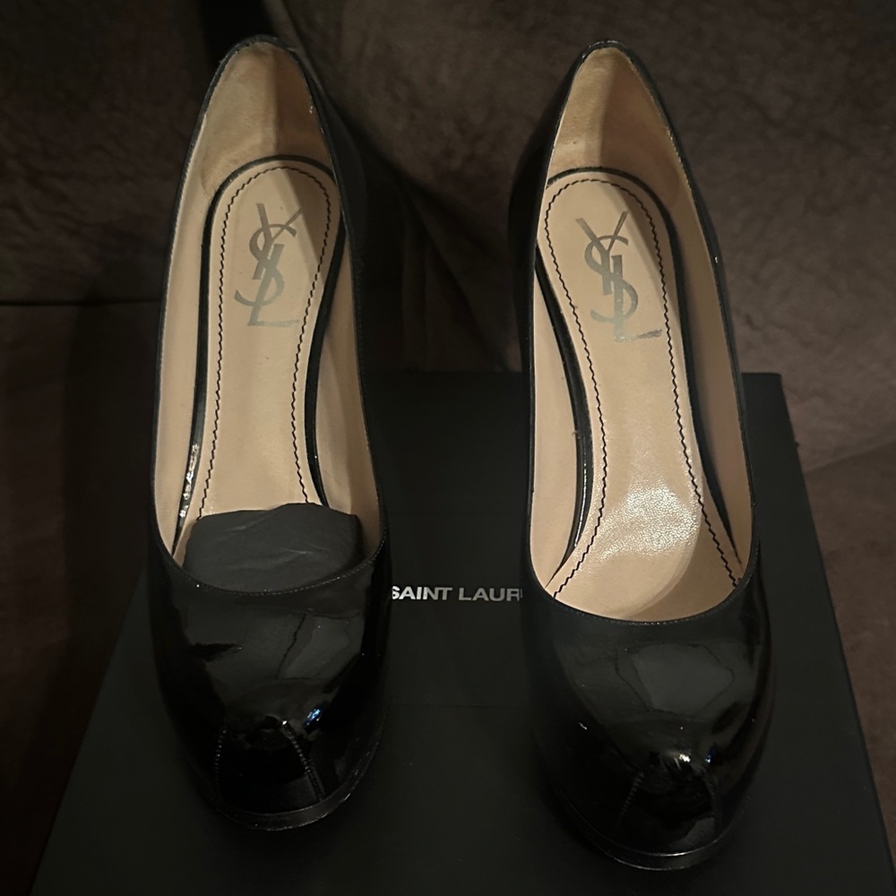 Saint Laurent Black Patent Leather Heels